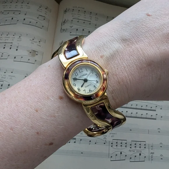 Geneva Gold Bangle Watch - Picture 6 of 14